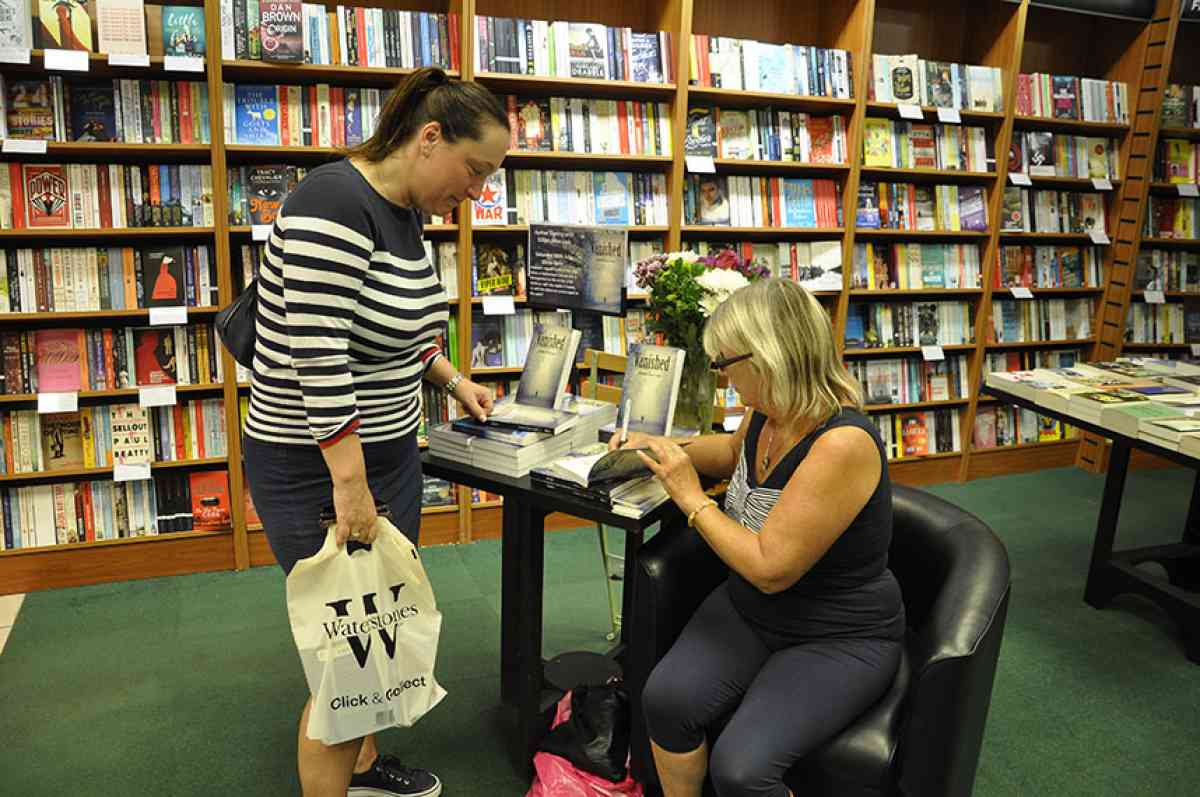 gillian-lock-book-signing-at-waterstones