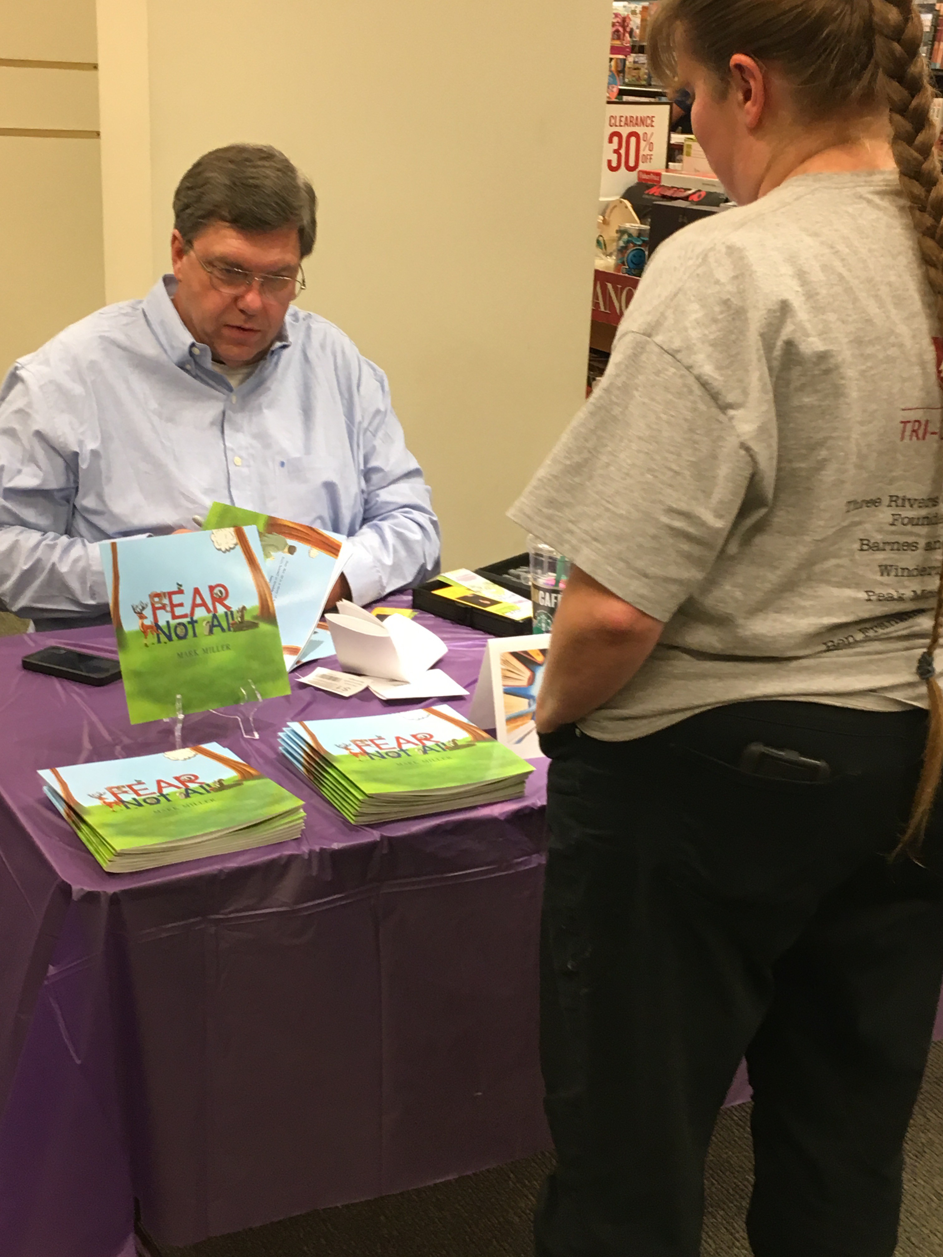 Author Mark Miller Co-Hosts the Spring Authorpalooza at Barnes & Noble.